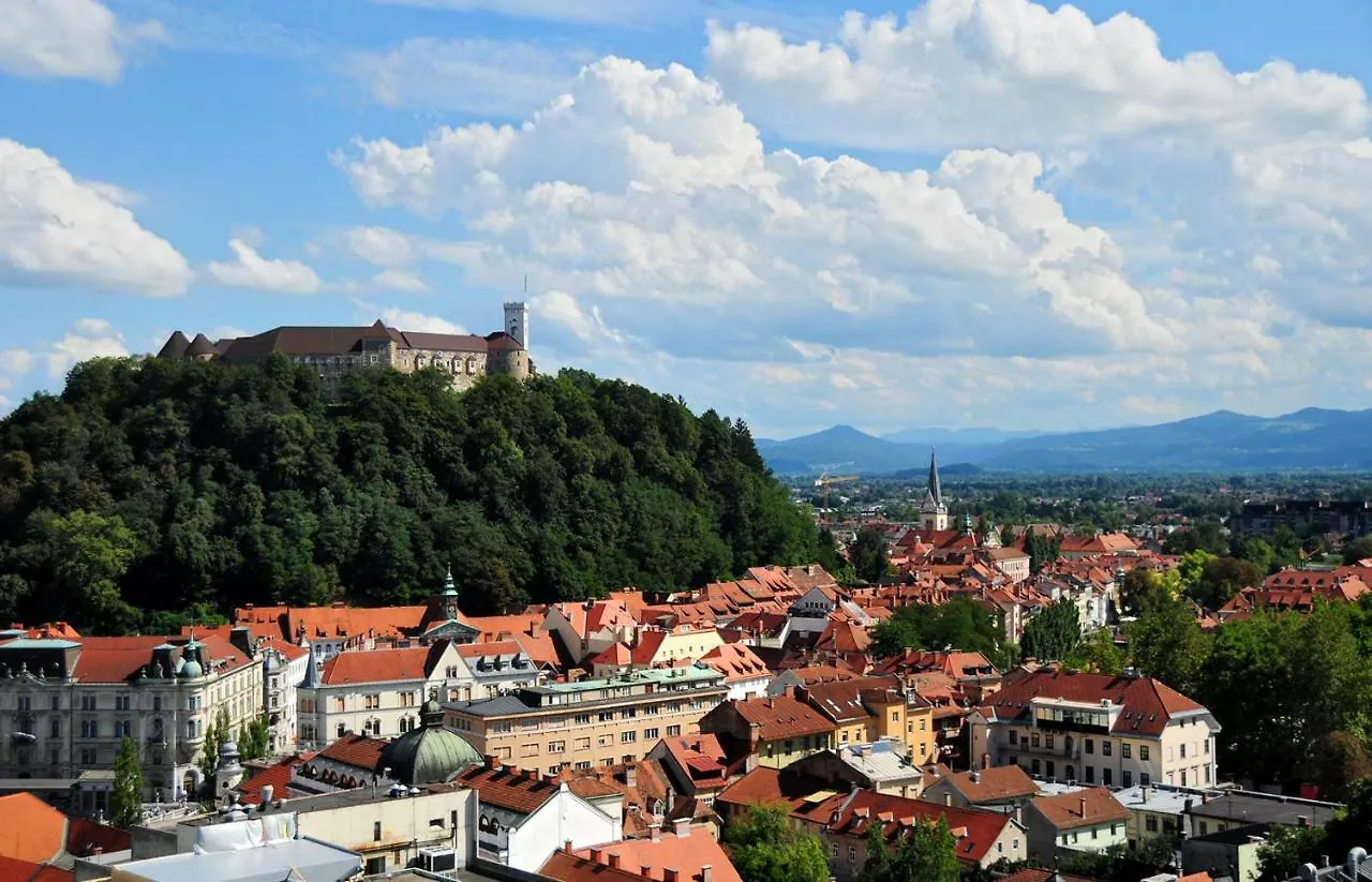 Apartmaji Dolgi Most Hotel Ljubljana Slovenia
